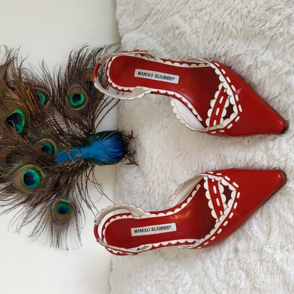 Manolo Blahnik Shoes - Manolo Blahnik Red Heels 👠 ♥️ (Size 8.5) Please see all pics 🤍❤️